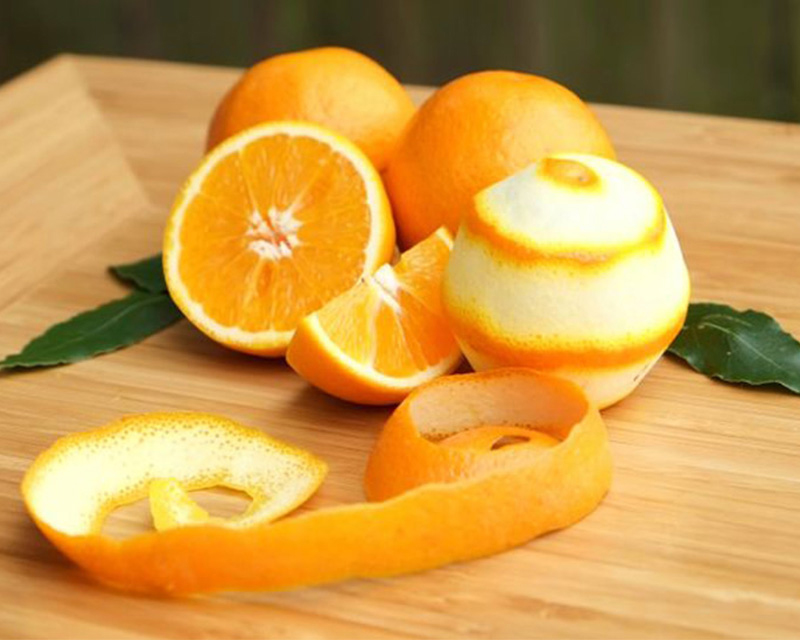 Vỏ cam giúp đánh bay mùi hôi khó chịu cho bình giữ nhiệt và rất an toàn